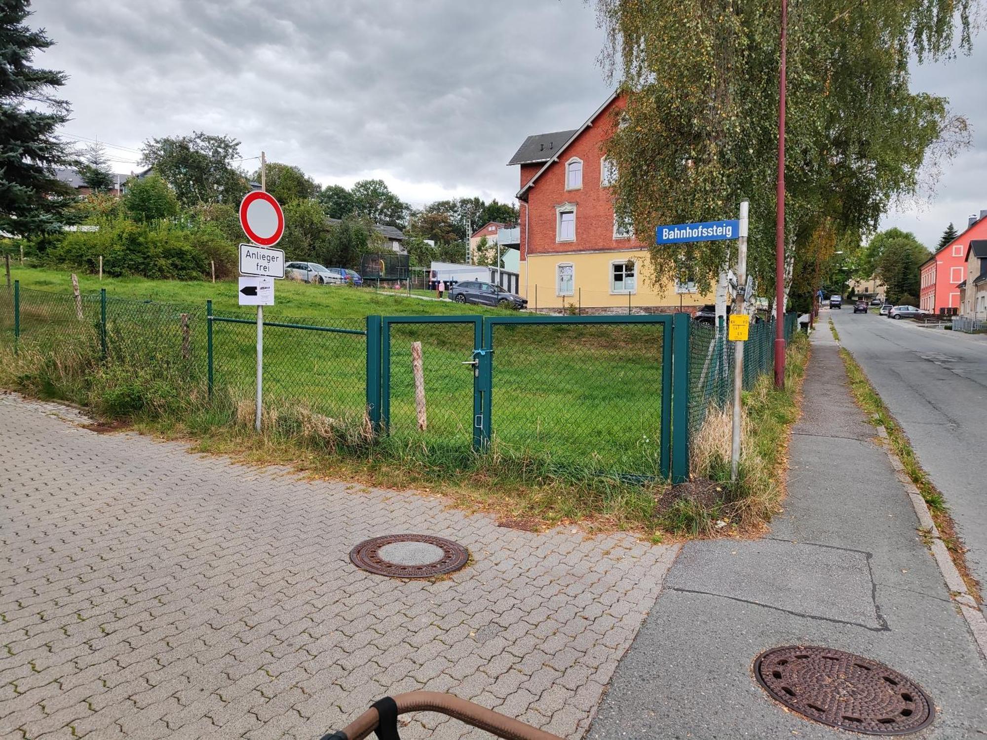 Ferienwohnungen An Der Fichtelbergbahn Cranzahl Esterno foto